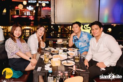 ภาพบรรยากาศคอนเสิร์ต Klear ที่ร้าน Fullmoon Terrace & Bar — photo 63