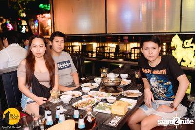 ภาพบรรยากาศคอนเสิร์ต Klear ที่ร้าน Fullmoon Terrace & Bar — photo 64