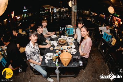 ภาพบรรยากาศคอนเสิร์ต Klear ที่ร้าน Fullmoon Terrace & Bar — photo 65
