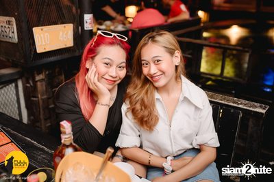ภาพบรรยากาศคอนเสิร์ต Klear ที่ร้าน Fullmoon Terrace & Bar — photo 75