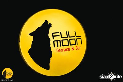 ภาพบรรยากาศคอนเสิร์ต Klear ที่ร้าน Fullmoon Terrace & Bar — photo 79