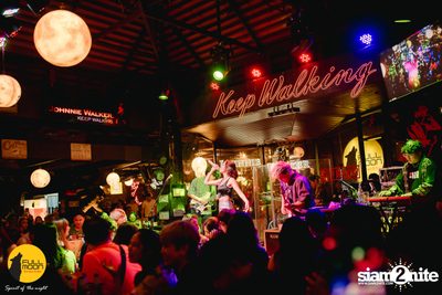 ภาพบรรยากาศคอนเสิร์ต Klear ที่ร้าน Fullmoon Terrace & Bar — photo 134