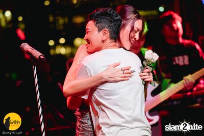 ภาพบรรยากาศคอนเสิร์ต Klear ที่ร้าน Fullmoon Terrace & Bar — photo 141
