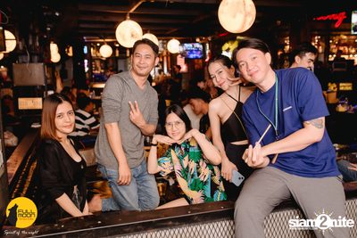 ภาพบรรยากาศคอนเสิร์ต Klear ที่ร้าน Fullmoon Terrace & Bar — photo 165