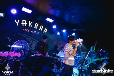 Slap Kiss x Zom Marie at Yak Bar — photo 8