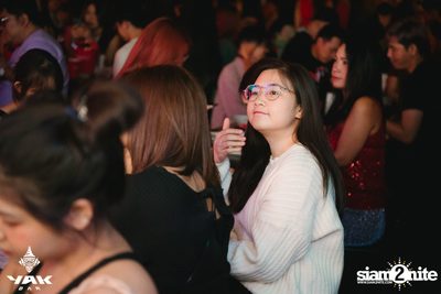 Slap Kiss x Zom Marie at Yak Bar — photo 18