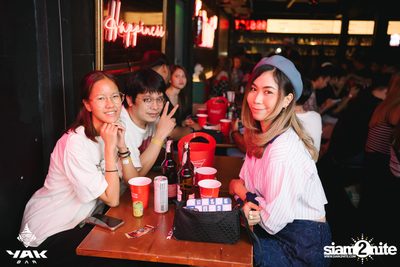 Slap Kiss x Zom Marie at Yak Bar — photo 32