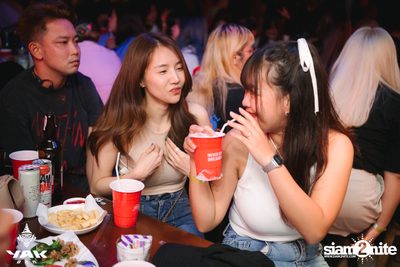 Slap Kiss x Zom Marie at Yak Bar — photo 48