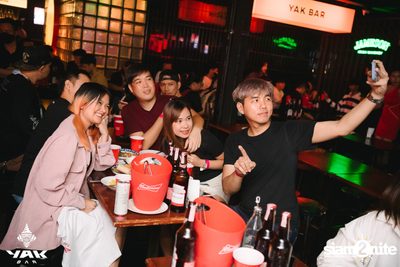 Slap Kiss x Zom Marie at Yak Bar — photo 49