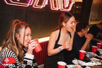 Slap Kiss x Zom Marie at Yak Bar — photo 56