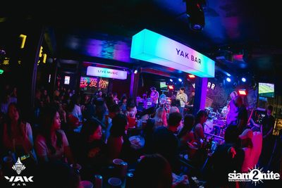 Slap Kiss x Zom Marie at Yak Bar — photo 67
