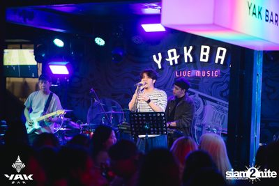 Slap Kiss x Zom Marie at Yak Bar — photo 72