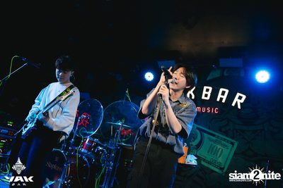 Slap Kiss x Zom Marie at Yak Bar — photo 88