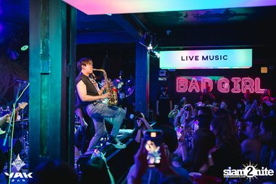 Slap Kiss x Zom Marie at Yak Bar — photo 97