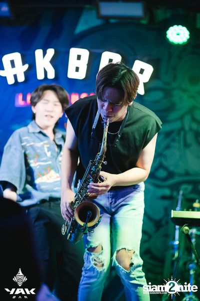 Slap Kiss x Zom Marie at Yak Bar — photo 107