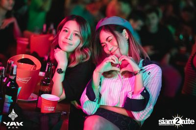 Slap Kiss x Zom Marie at Yak Bar — photo 130