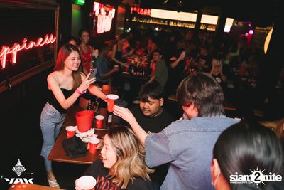 Slap Kiss x Zom Marie at Yak Bar — photo 138