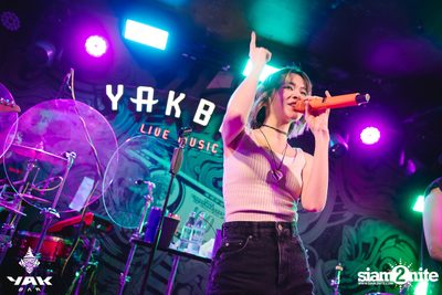 Slap Kiss x Zom Marie at Yak Bar — photo 163