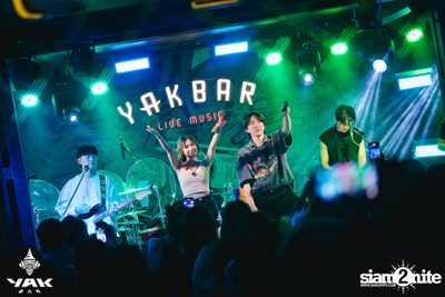 Slap Kiss x Zom Marie at Yak Bar — photo 170