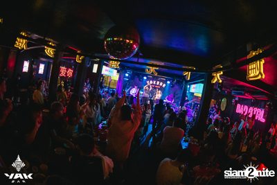 Slap Kiss x Zom Marie at Yak Bar — photo 177