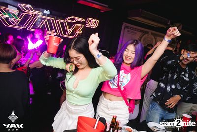 Slap Kiss x Zom Marie at Yak Bar — photo 184