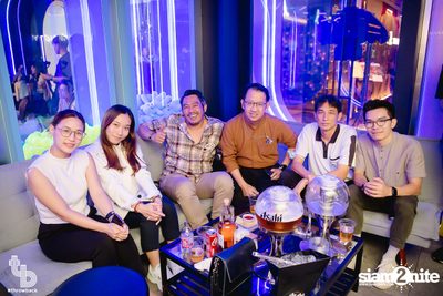 Indigo Concert at Throwback — photo 18