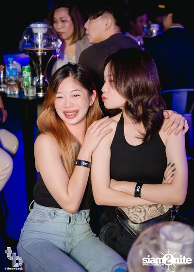 Indigo Concert at Throwback — photo 35