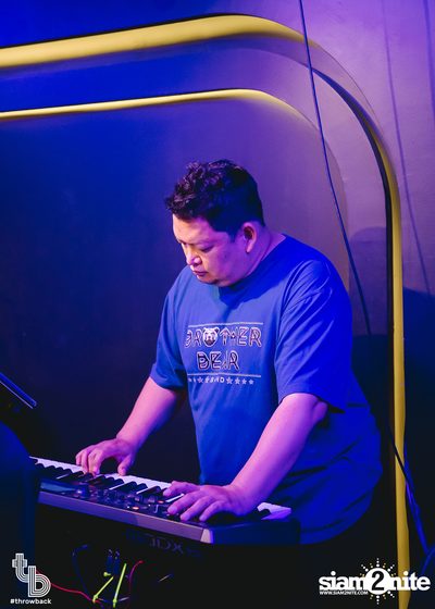 Indigo Concert at Throwback — photo 41