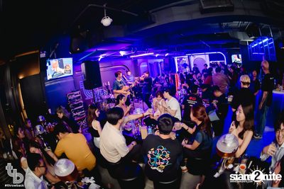 Indigo Concert at Throwback — photo 48