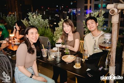 Indigo Concert at Throwback — photo 76