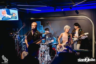 Indigo Concert at Throwback — photo 110