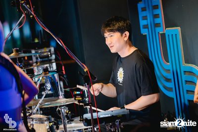 Indigo Concert at Throwback — photo 127