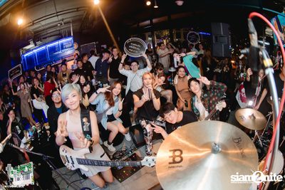Indigo Concert at Throwback — photo 138