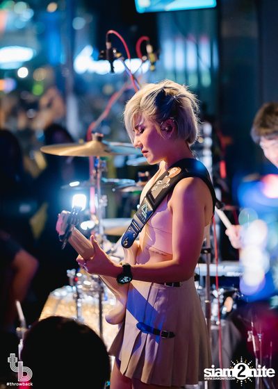 Indigo Concert at Throwback — photo 146
