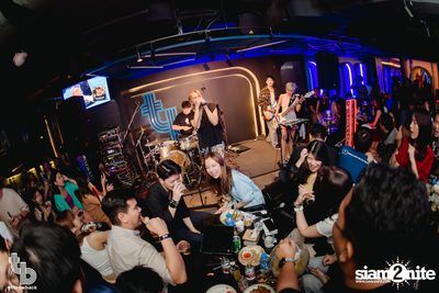 Indigo Concert at Throwback — photo 163