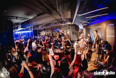 Indigo Concert at Throwback — photo 175