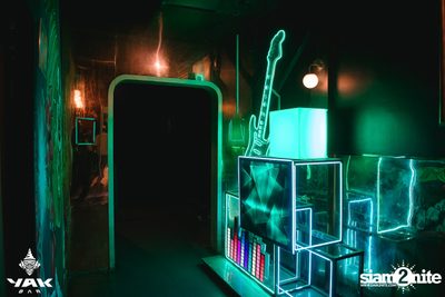 Paper Planes Concert at Yak Bar — photo 4
