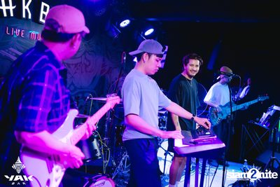 Paper Planes Concert at Yak Bar — photo 16