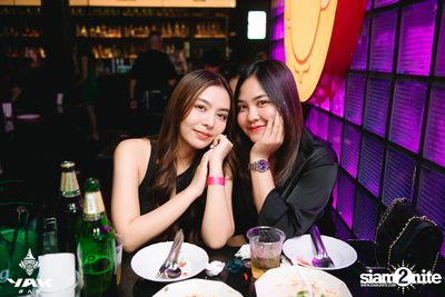 Paper Planes Concert at Yak Bar — photo 27