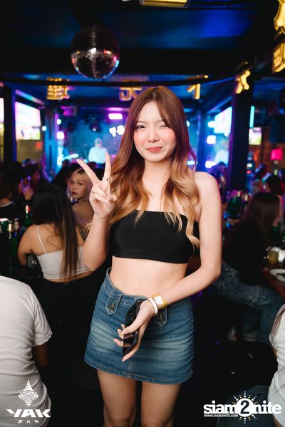 Paper Planes Concert at Yak Bar — photo 31