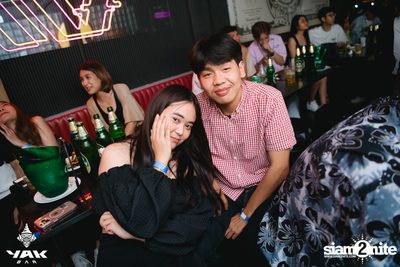 Paper Planes Concert at Yak Bar — photo 35