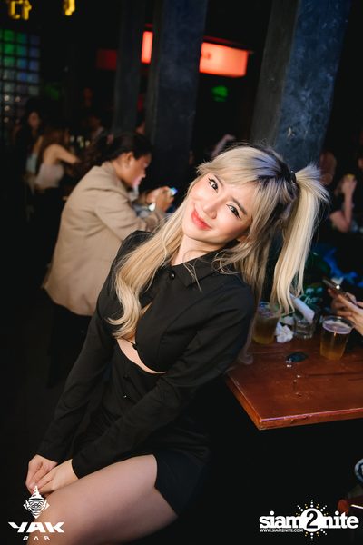Paper Planes Concert at Yak Bar — photo 41