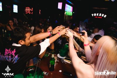 Paper Planes Concert at Yak Bar — photo 53