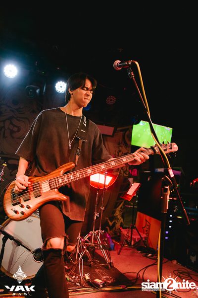 Paper Planes Concert at Yak Bar — photo 92