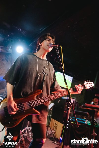 Paper Planes Concert at Yak Bar — photo 94