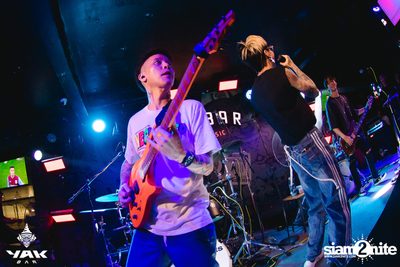 Paper Planes Concert at Yak Bar — photo 103