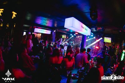 Paper Planes Concert at Yak Bar — photo 112