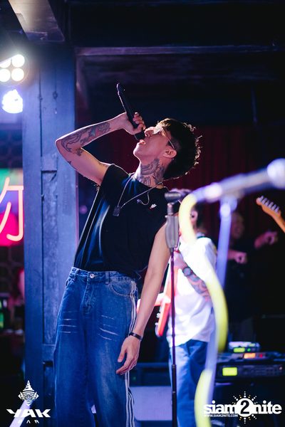Paper Planes Concert at Yak Bar — photo 117