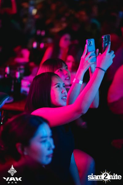Paper Planes Concert at Yak Bar — photo 118
