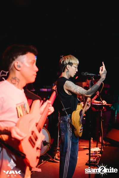 Paper Planes Concert at Yak Bar — photo 127